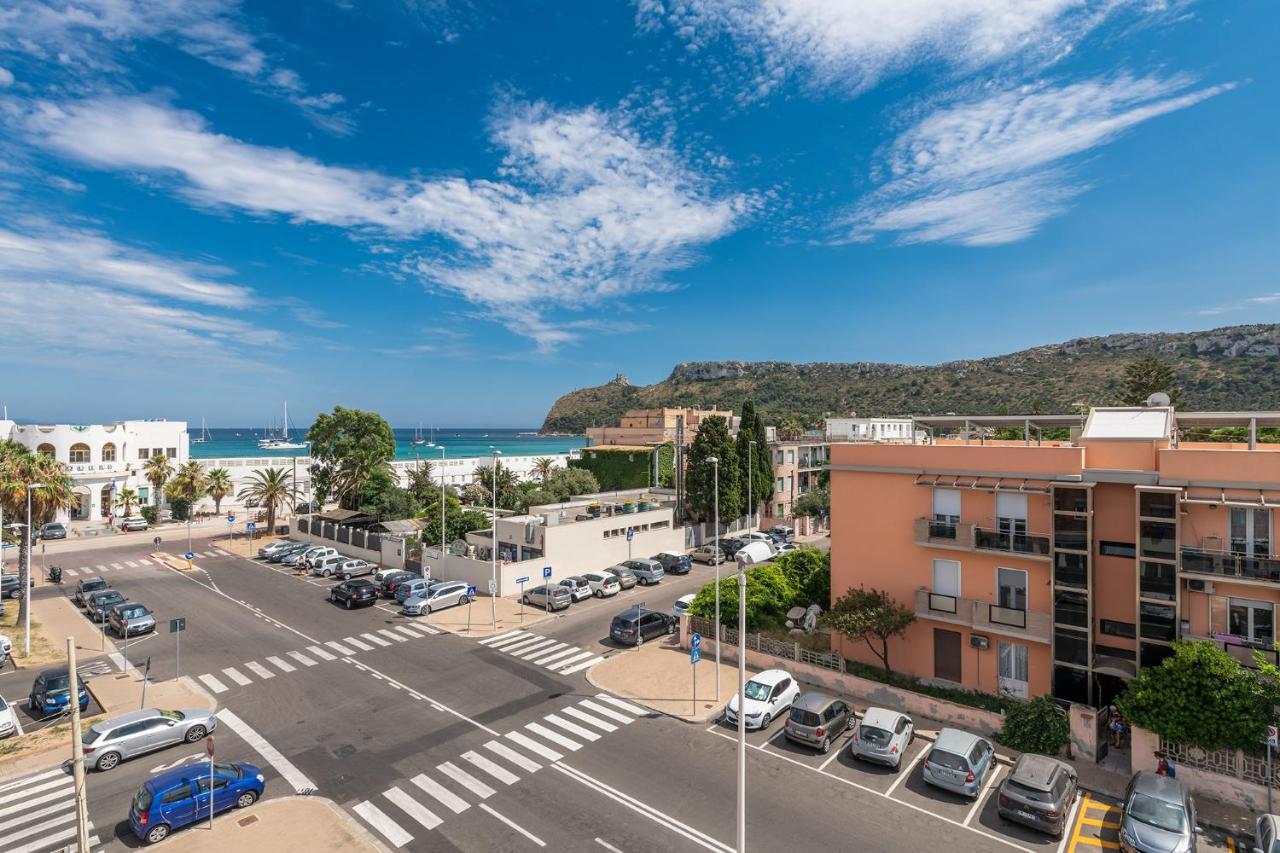 A Luxury At Poetto Beachfront Apartament Cagliari